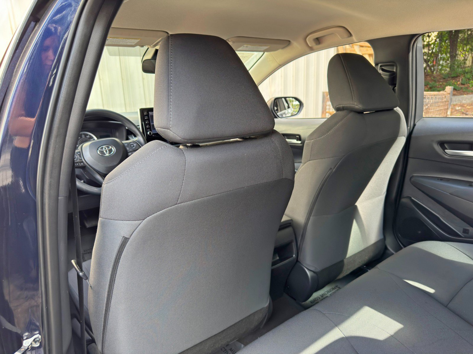 Used 2021 Toyota Corolla LE FWD image 28