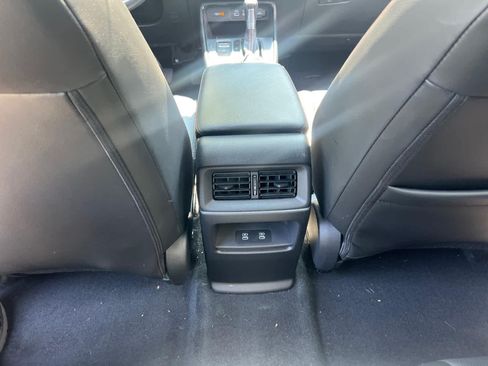 Used 2025 Honda CR-V Sport-L image 31