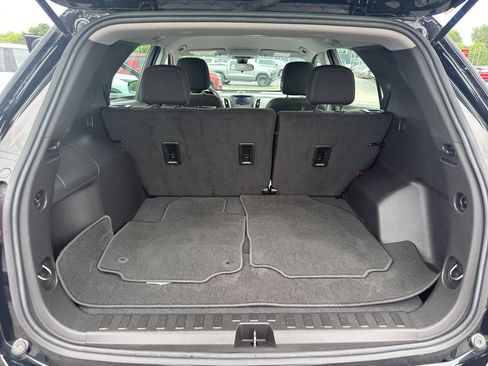 Certified 2024 Chevrolet Equinox LS w/ Driver Confidence II Package AWD/4WD image 35