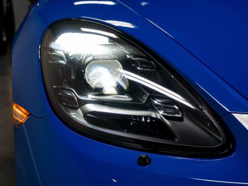 Used 2023 Porsche 718 Boxster Spyder RWD image 87