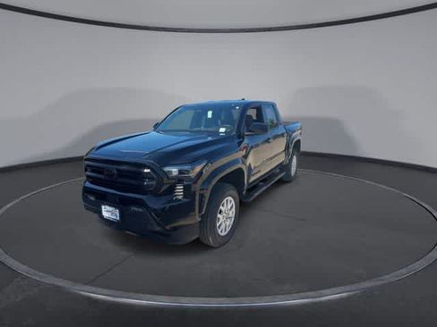 Used 2025 Toyota Tacoma SR5 RWD image 3