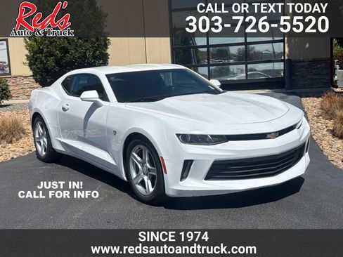 Used 2018 Chevrolet Camaro LT RWD image 1