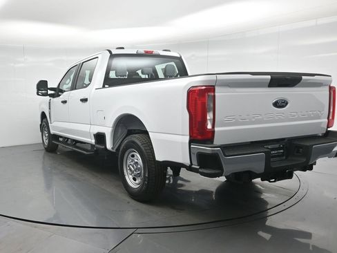 New 2026 Ford F250 XL w/ XL Chrome Package image 25