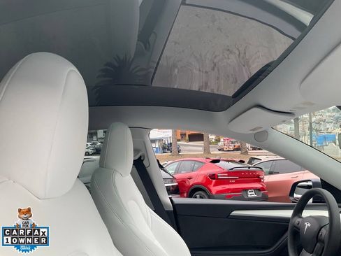 Used 2023 Tesla Model Y Long Range AWD/4WD image 66