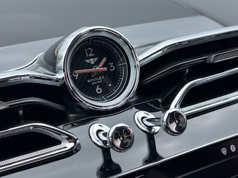 Used 2023 Bentley Bentayga Speed image 30