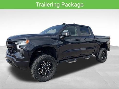 Used 2024 Chevrolet Silverado 1500 RST w/ Convenience Package II AWD/4WD image 11