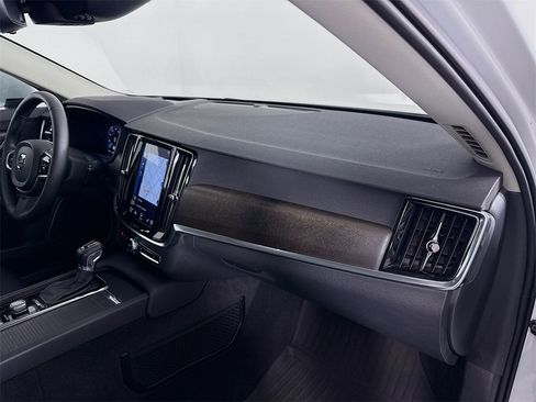 Used 2019 Volvo V90 T5 Cross Country w/ Advanced Package image 29