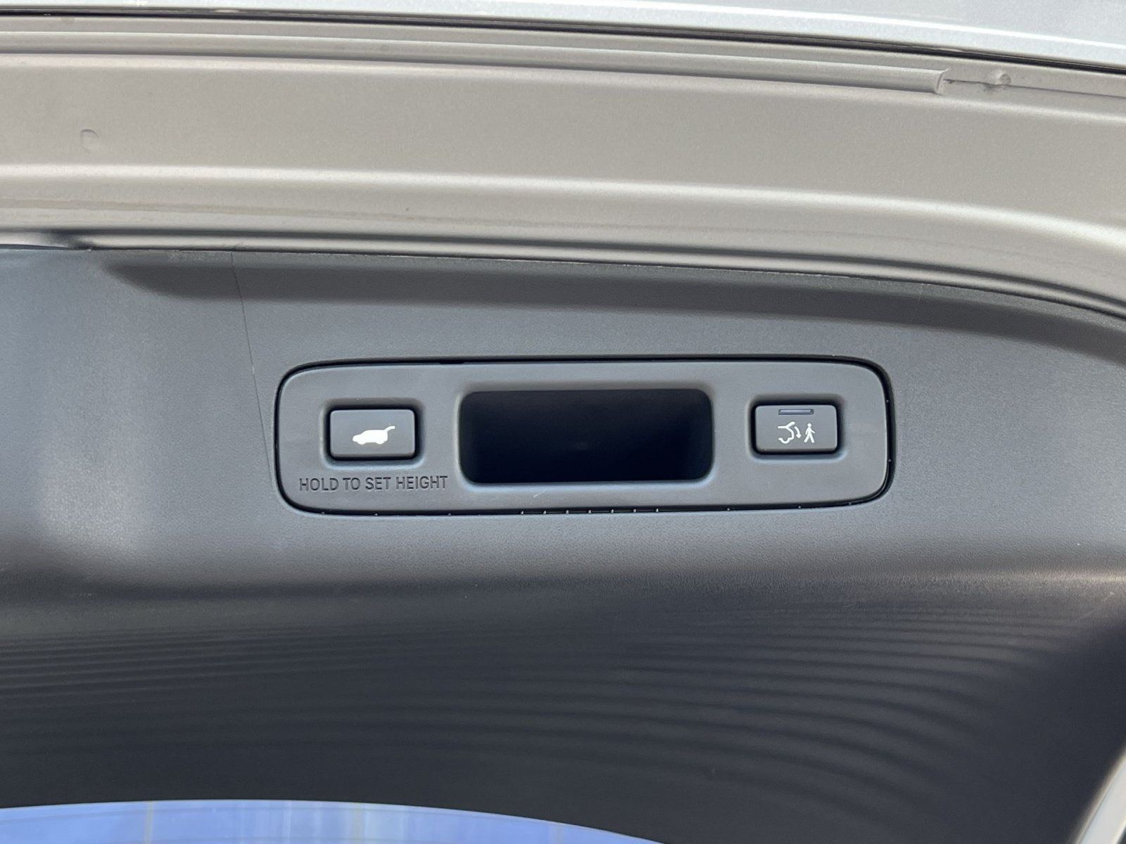 Certified 2025 Acura ADX FWD image 25
