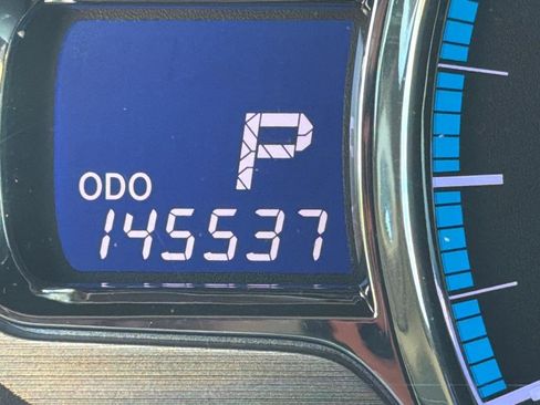 Used 2014 Toyota Sienna Limited w/ Limited Premium Package FWD image 19