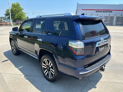 Used 2022 Toyota 4Runner Limited AWD/4WD image 6
