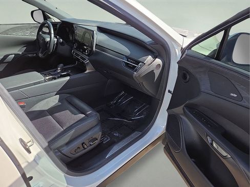 Used 2024 Lexus RX 450h AWD w/ Luxury Package image 13