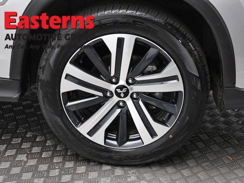 Used 2025 Mitsubishi Outlander Sport AWD image 30