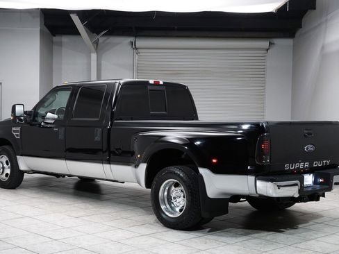 Used 2008 Ford F350 Lariat image 3
