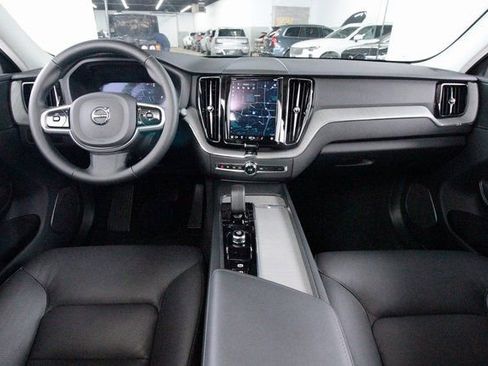 Certified 2025 Volvo XC60 B5 Plus image 6
