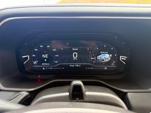 Certified 2024 GMC Yukon XL Denali Ultimate AWD/4WD image 23