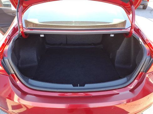 Used 2024 Chevrolet Malibu LT image 13