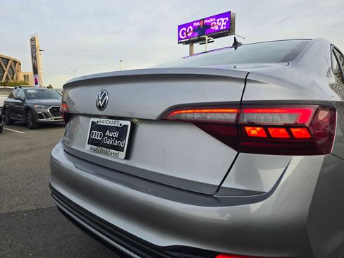 Used 2024 Volkswagen Jetta S image 15