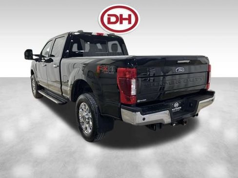 Used 2022 Ford F250 Lariat w/ Chrome Package image 9
