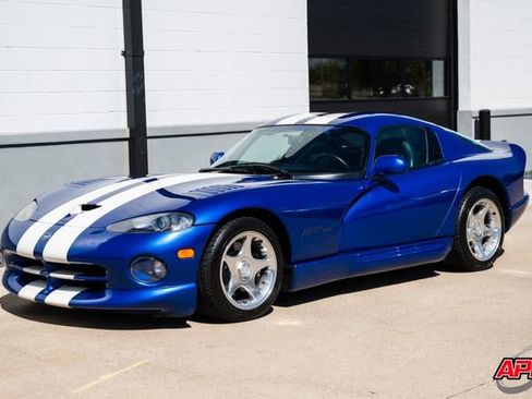 Used 1996 Dodge Viper GTS image 7