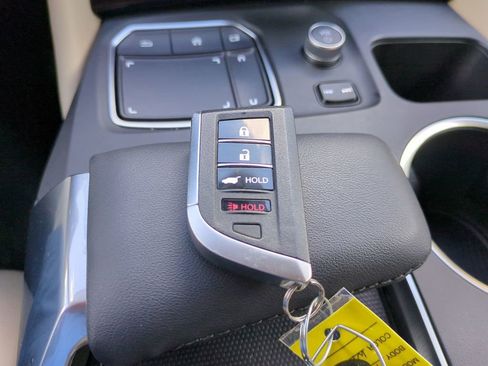 Certified 2022 Acura MDX SH-AWD w/ Technology Package image 30