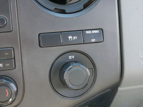 Used 2012 Ford F250 XL w/ PWR Equipment Group AWD/4WD image 28
