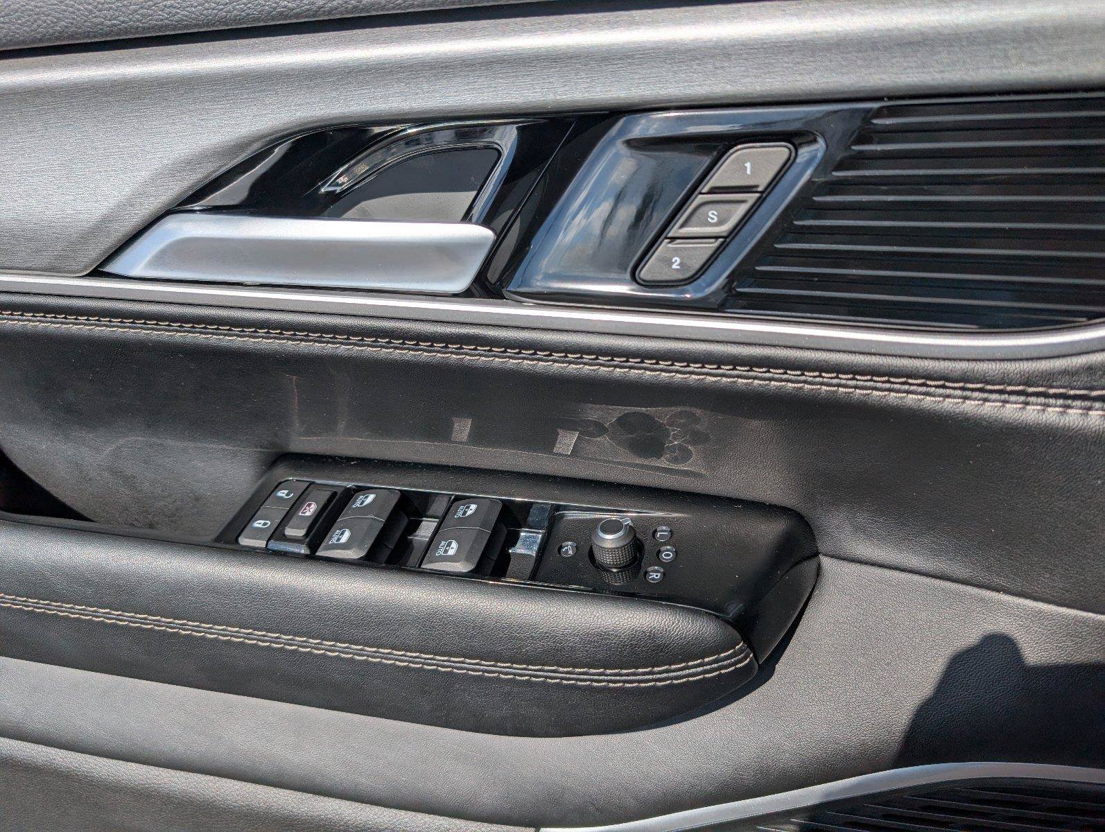 Used 2026 Jeep Grand Wagoneer 4WD w/ Quick Order Packge 29V Upland image 17
