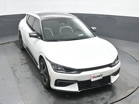 Used 2024 Kia EV6 GT-Line image 18