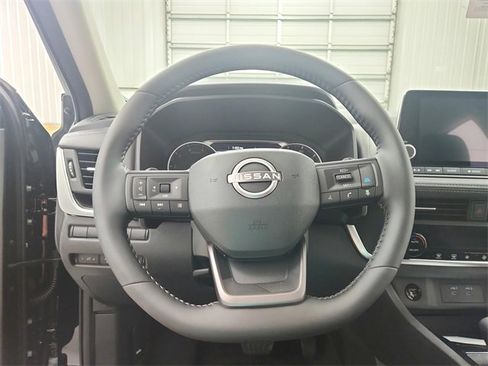 New 2025 Nissan Rogue SV image 21