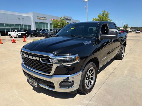 Used 2025 RAM 1500 Lone Star AWD/4WD image 9