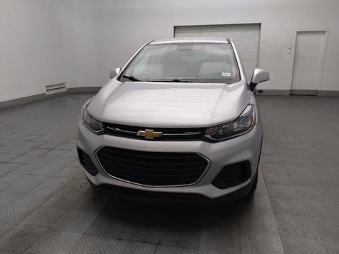 Used 2020 Chevrolet Trax LS w/ Tint and Cruise Package FWD image 15