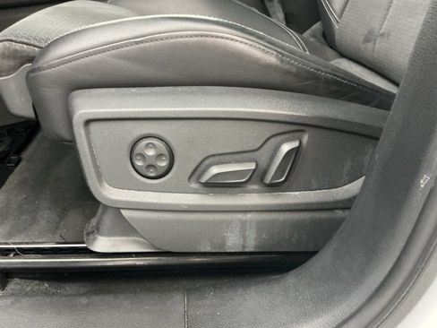 Used 2021 Audi Q5 e Prestige w/ Prestige Package AWD/4WD image 14