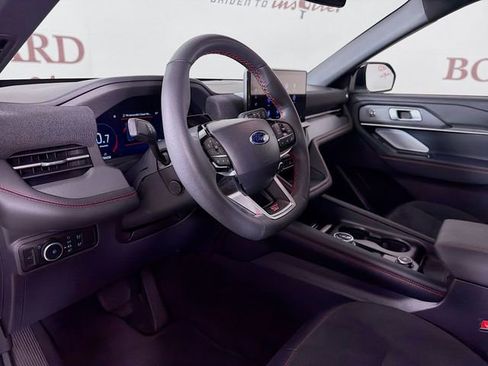 Certified 2025 Ford Explorer ST AWD/4WD image 11