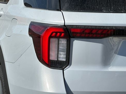 New 2026 Ford Explorer ST-Line w/ ST-Line Street Pack RWD image 35