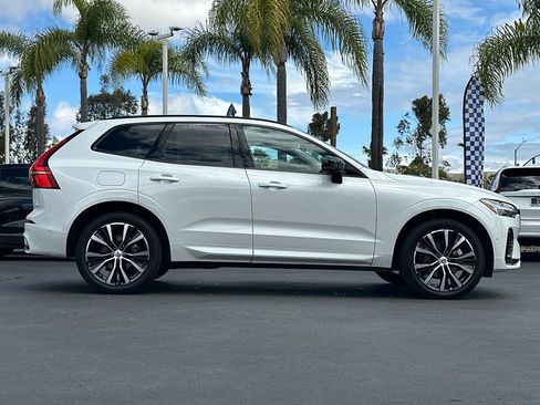Certified 2025 Volvo XC60 B5 Plus AWD/4WD image 6
