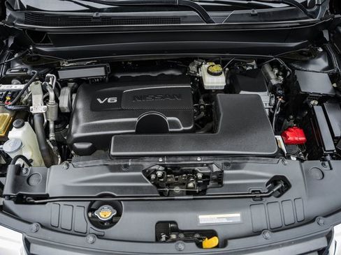 Used 2019 Nissan Pathfinder SL image 19