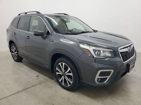 Used 2020 Subaru Forester Limited image 4