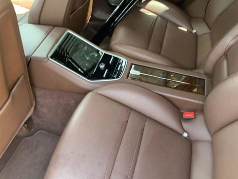 Used 2018 Porsche Panamera 4S AWD/4WD image 22