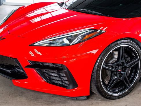 Used 2024 Chevrolet Corvette Stingray Coupe w/ Z51 Performance Package image 12