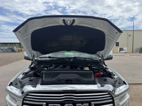 Used 2023 RAM 2500 Laramie AWD/4WD image 10