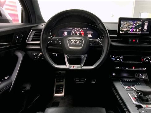 Used 2018 Audi SQ5 Premium Plus w/ S Sport Package AWD/4WD image 12