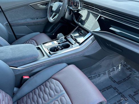 New 2026 Audi RS Q8 performance image 15