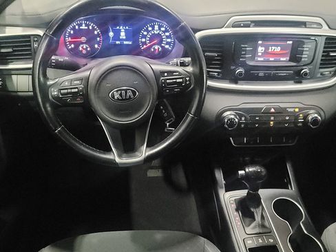 Used 2016 Kia Sorento AWD w/ LX Convenience Package image 22