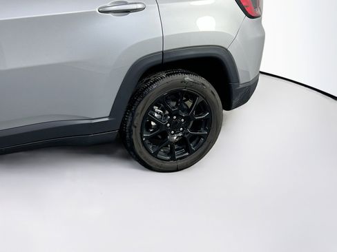 Used 2022 Jeep Compass Altitude w/ Sun and Sound Group AWD/4WD image 29