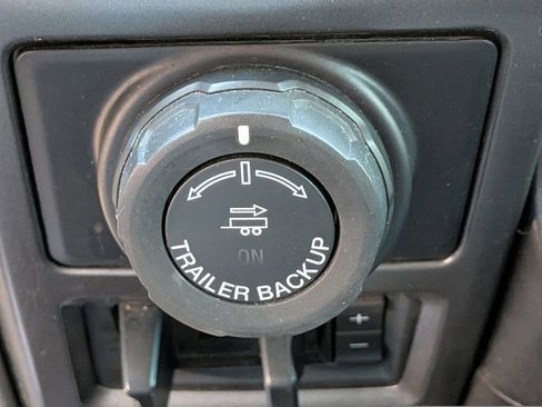 Used 2017 Ford F150 XLT w/ Equipment Group 301A Mid image 24