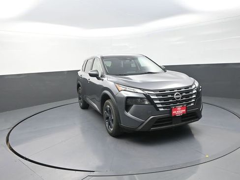 Used 2024 Nissan Rogue SV AWD/4WD image 67