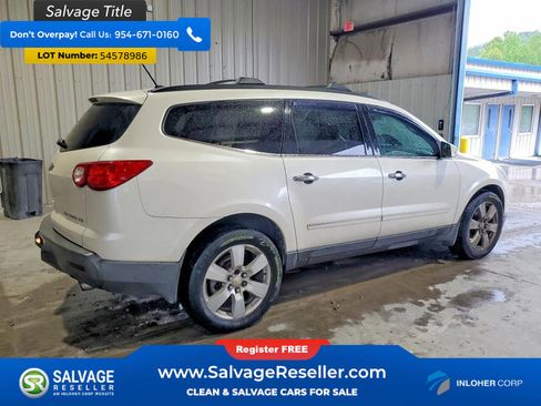 Used 2011 Chevrolet Traverse LTZ AWD/4WD image 4