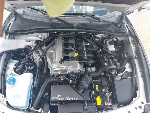 Used 2019 MAZDA MX-5 Miata Grand Touring w/ GT-S Package RWD image 32