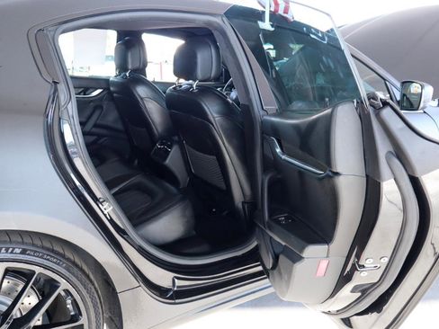 Used 2015 Maserati Ghibli S Q4 image 33