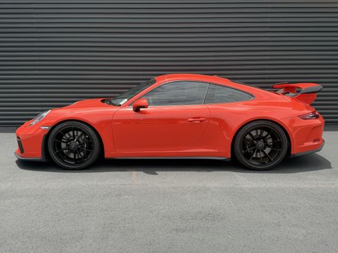 Certified 2018 Porsche 911 GT3 RWD image 2