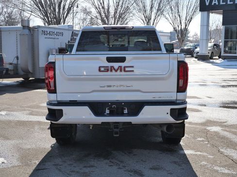 Used 2022 GMC Sierra 3500 Denali image 8